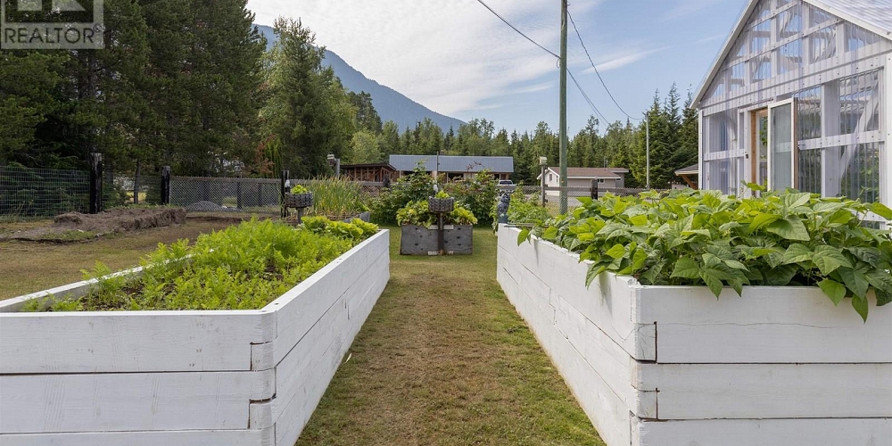 3009 SOLOMON WAY Terrace Photo 38 3009 SOLOMON WAY Terrace Photo 38